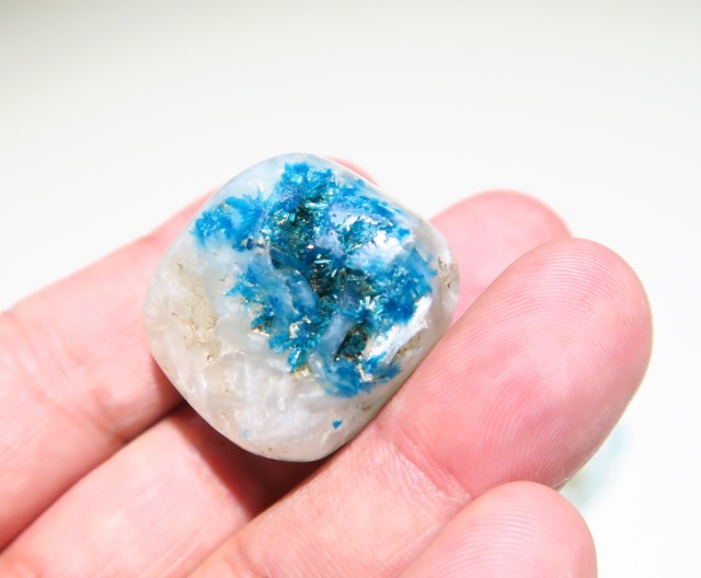 AB1519 【限定価格】 カバンサイト（Cavansite） タンブル １００ｇ